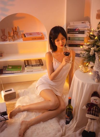 西班牙女郎完整版在线播放_中文字幕在线观看