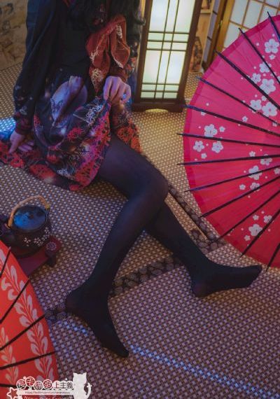 地味变在线观看免费完整番外翻译_DVDHD高清在线观看
