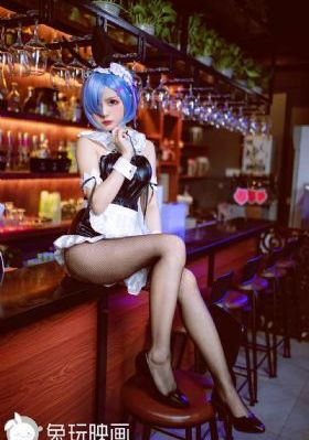 巨胸女仆服务在线播放_HD在线观看完整版